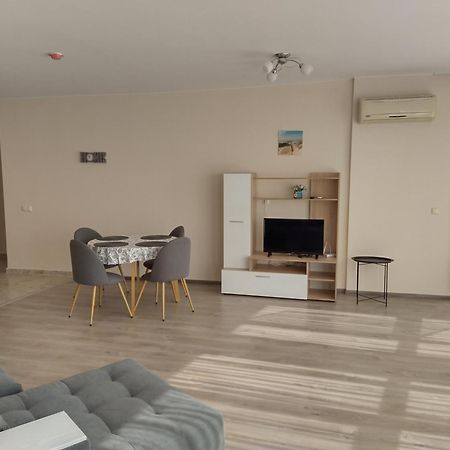 Apart Allure Dobi Aparthotel Primorsko Exterior foto